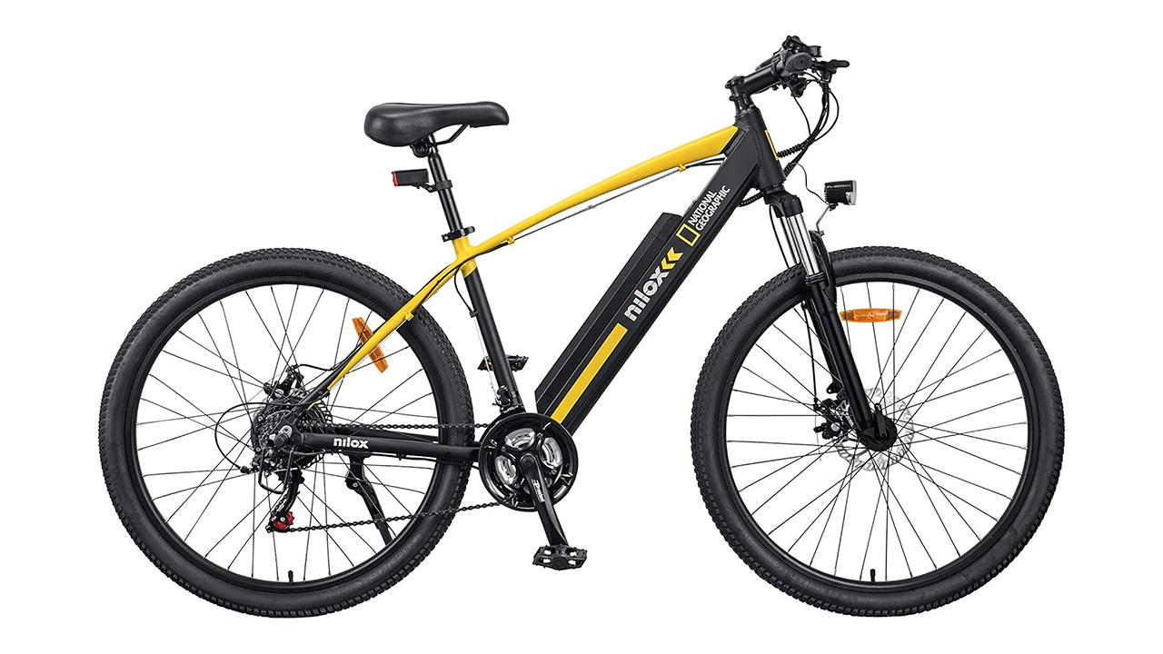 Una bellissima bici elettrica Nilox J5 National Geographic ha un prezzo super per le Offerte di Primavera Amazon
