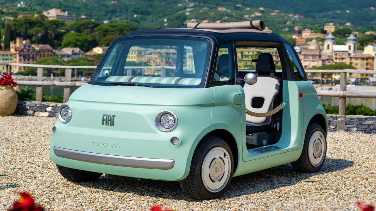 FIAT riporta sulle strade la sua Topolino: elettrica, smart, compatta e accessibile a tutti