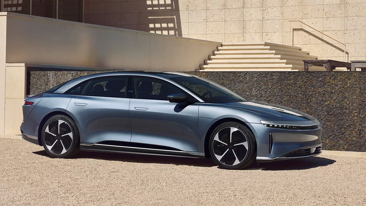 Lucid Motors, nel secondo trimestre la produzione cala, ma la quota annuale è raggiungibile