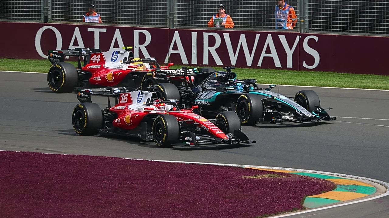 Formula 1, infuria la polemica sui motori, ma i sorpassi sono triplicati (e i tifosi aumentano)