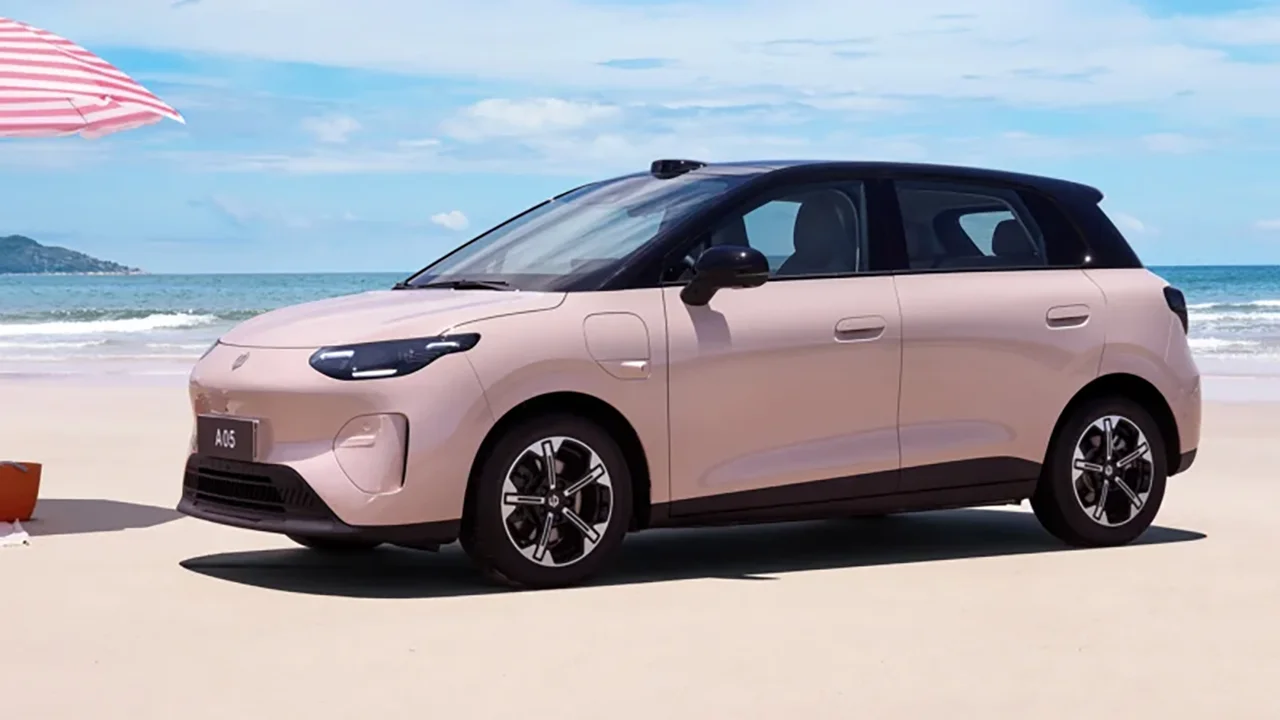 Leapmotor lancia la B03 (A05): arriva anche in Europa, in Cina punta al primato
