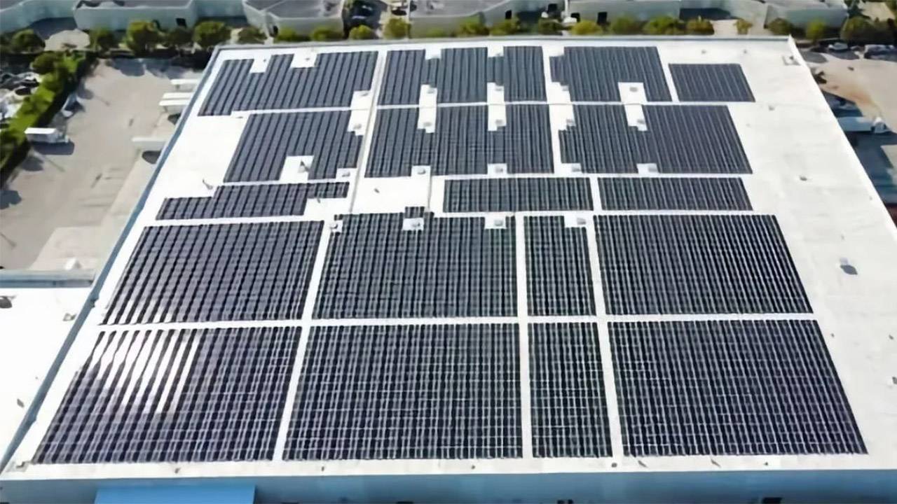 In Florida installato il fotovoltaico da tetto più grande dello Stato, con resistenza speciale al clima