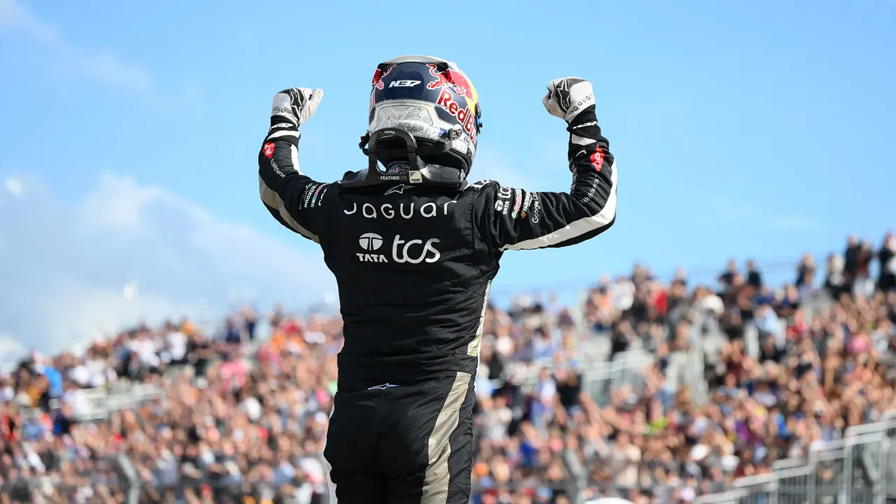 Formula E, Jaguar fa il bottino pieno a Berlino, ma Rowland su Nissan è campione del mondo