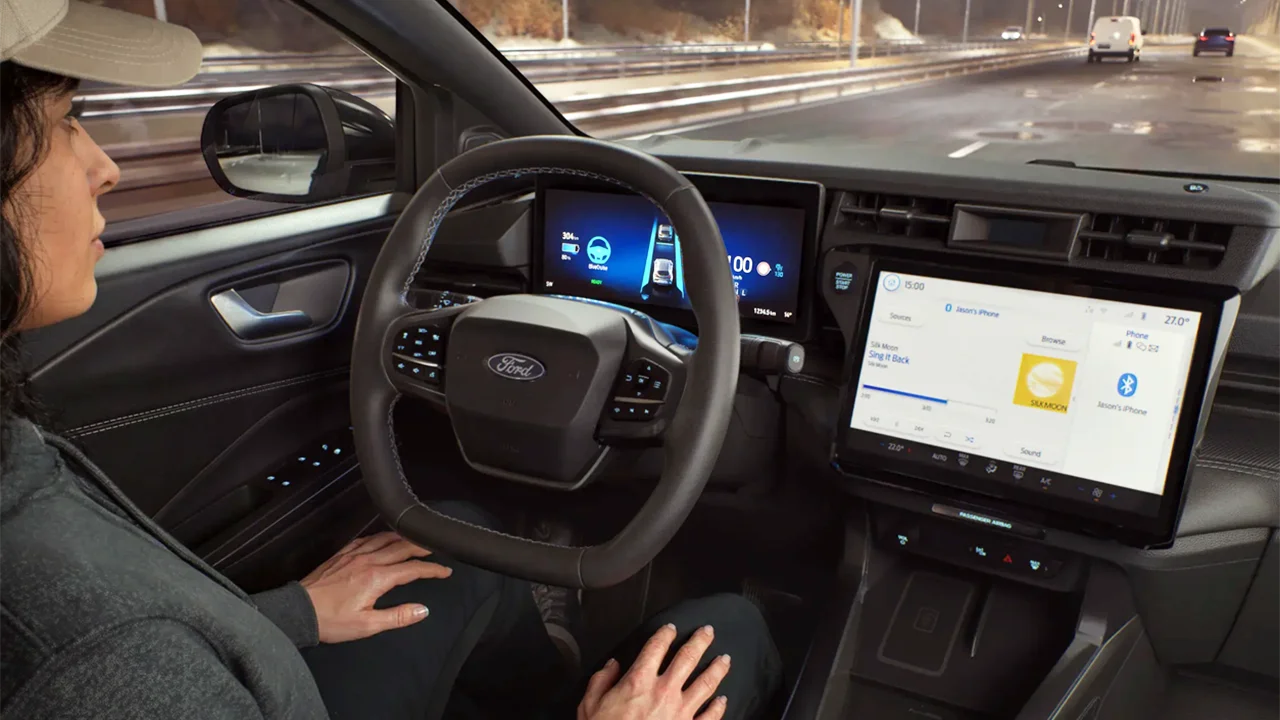 Ford lancia Kuga e Puma BlueCruise Edition, guida assistita a mani libere di serie