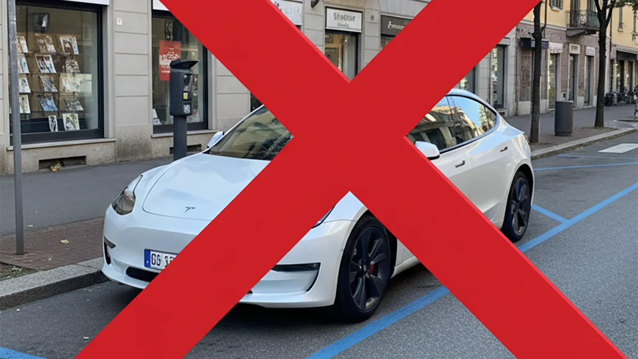 Auto elettriche, a Busto Arsizio stop al parcheggio gratuito: la lamentela (argomentata) di un cittadino