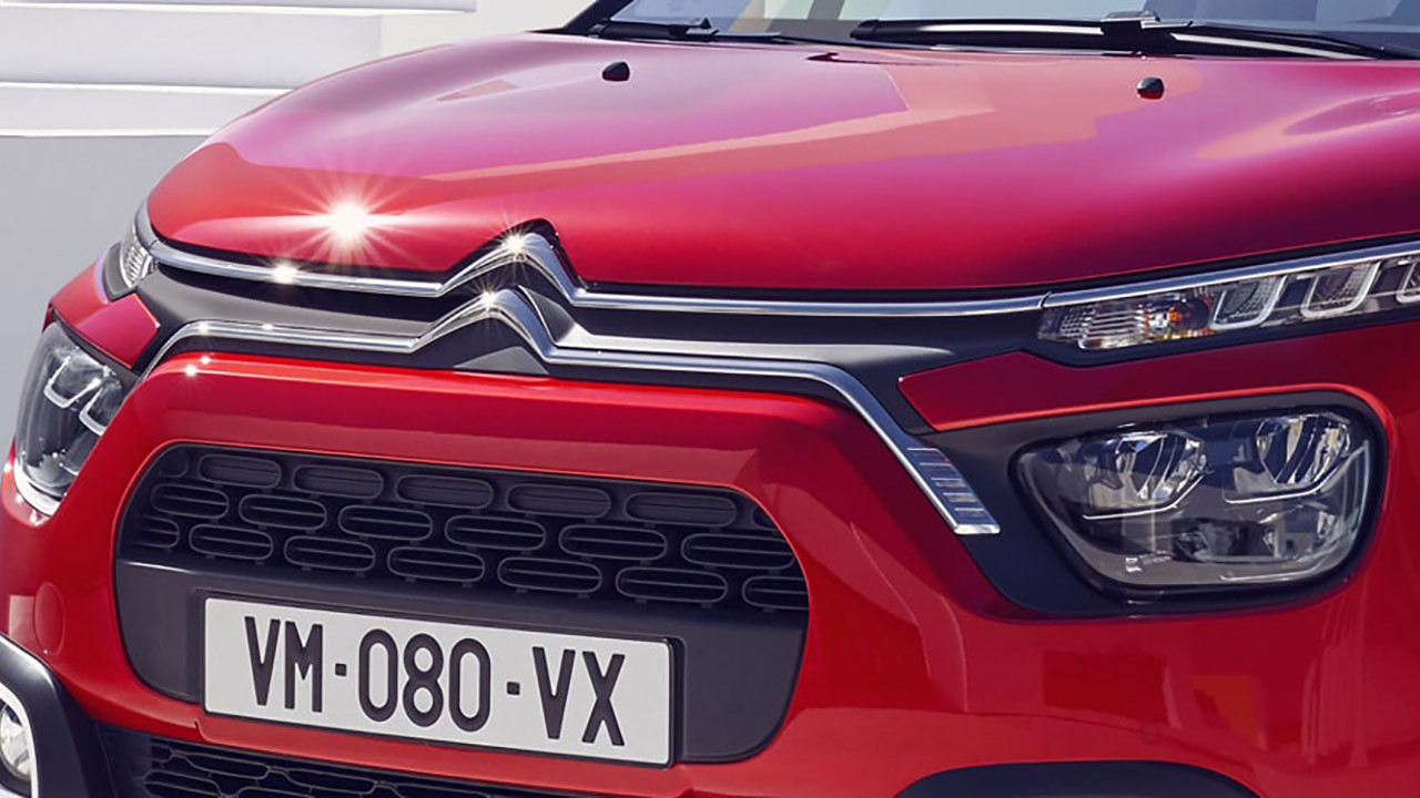 Citroën porterà sul mercato una ë-C3 da 25.000 euro. Prodotta in Europa con 420 km di autonomia