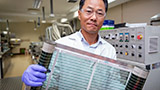 Il fotovoltaico flessibile in perovskite stampata raggiunge un'efficienza record dell'11%