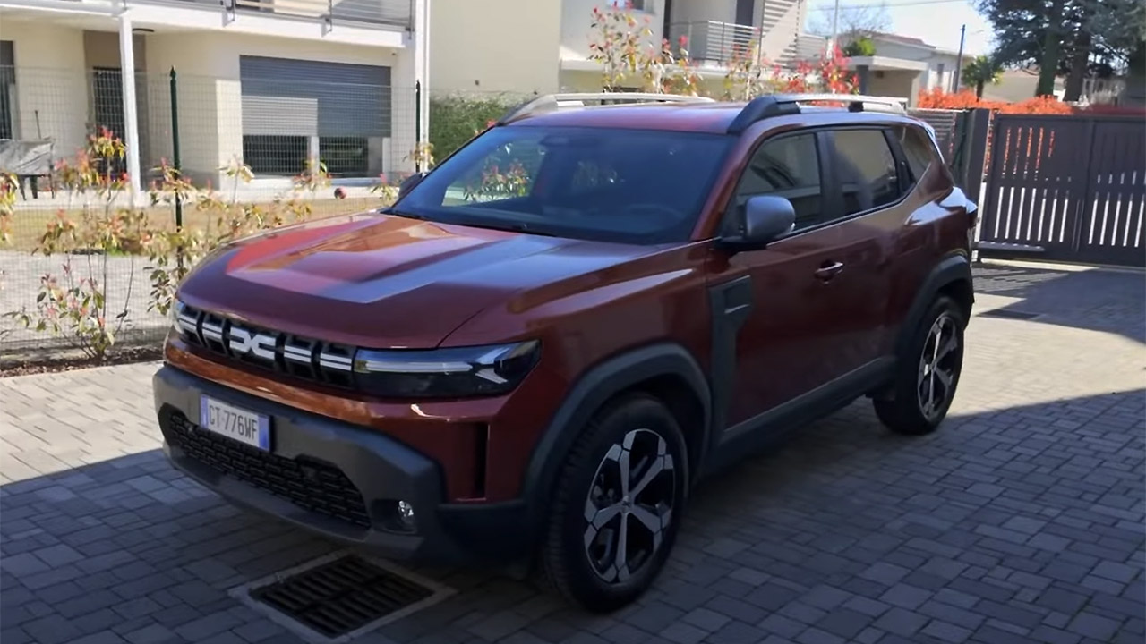 Dieci giorni con Dacia Duster Hybrid 140, quanto consuma davvero?