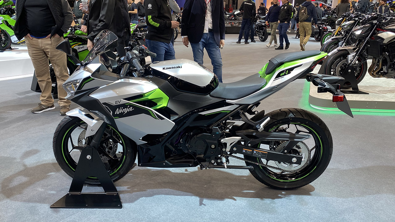 EICMA sempre più elettrica, ma ora in modo diverso: si segue il modello cinese