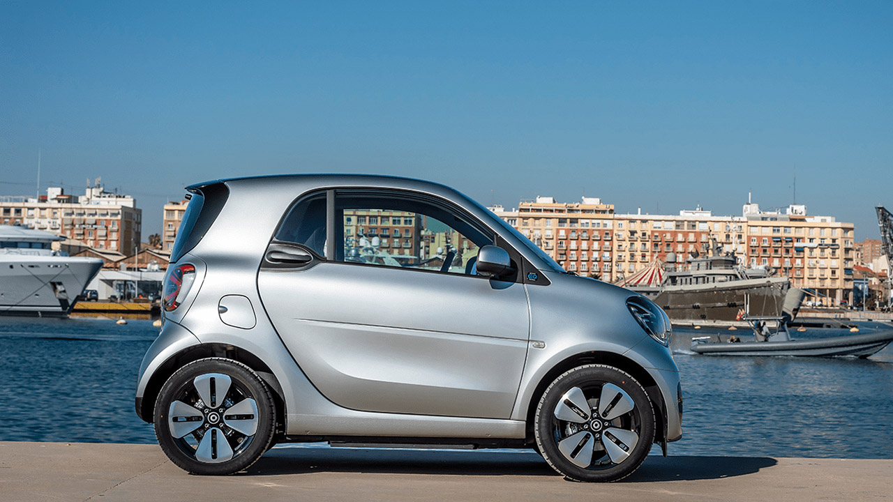 La Smart #2 sarà l'erede della ForTwo, ma prima arriveranno la #5 e le versioni Pure e Pure+ della #1