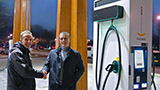 Fastned installa la prima super colonnina di EVBox: 400 kW di potenza