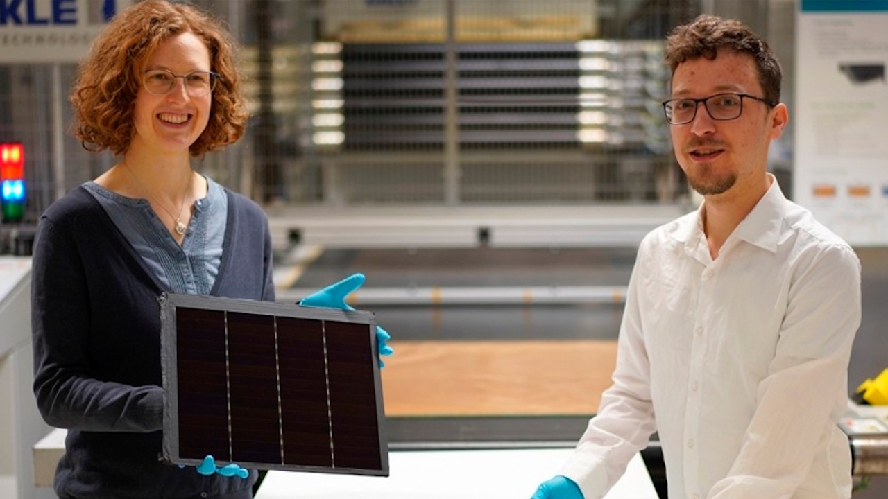 Nuovo record mondiale nel fotovoltaico: 34,2% di efficienza per il modulo tandem che cambia le regole del gioco