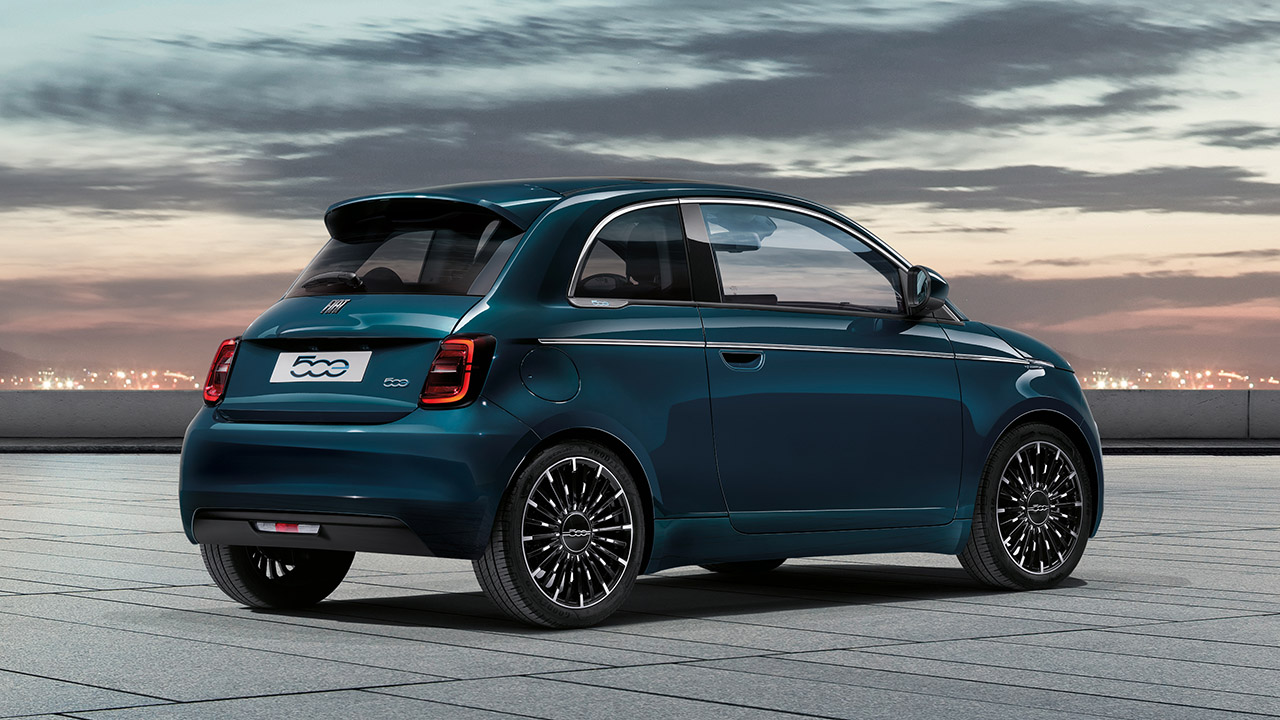 Fiat, ora solo 3 passaggi per configurare un veicolo. La Nuova 500 by Bocelli è top di gamma