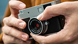 Fujifilm l'ha fatto davvero! Ecco la compatta X half con sensore verticale