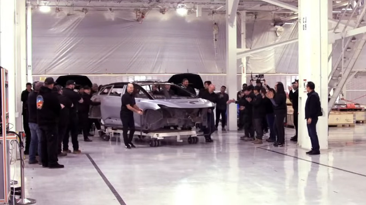 Che ci crediate o no, la produzione della Faraday Future FF91 è davvero iniziata