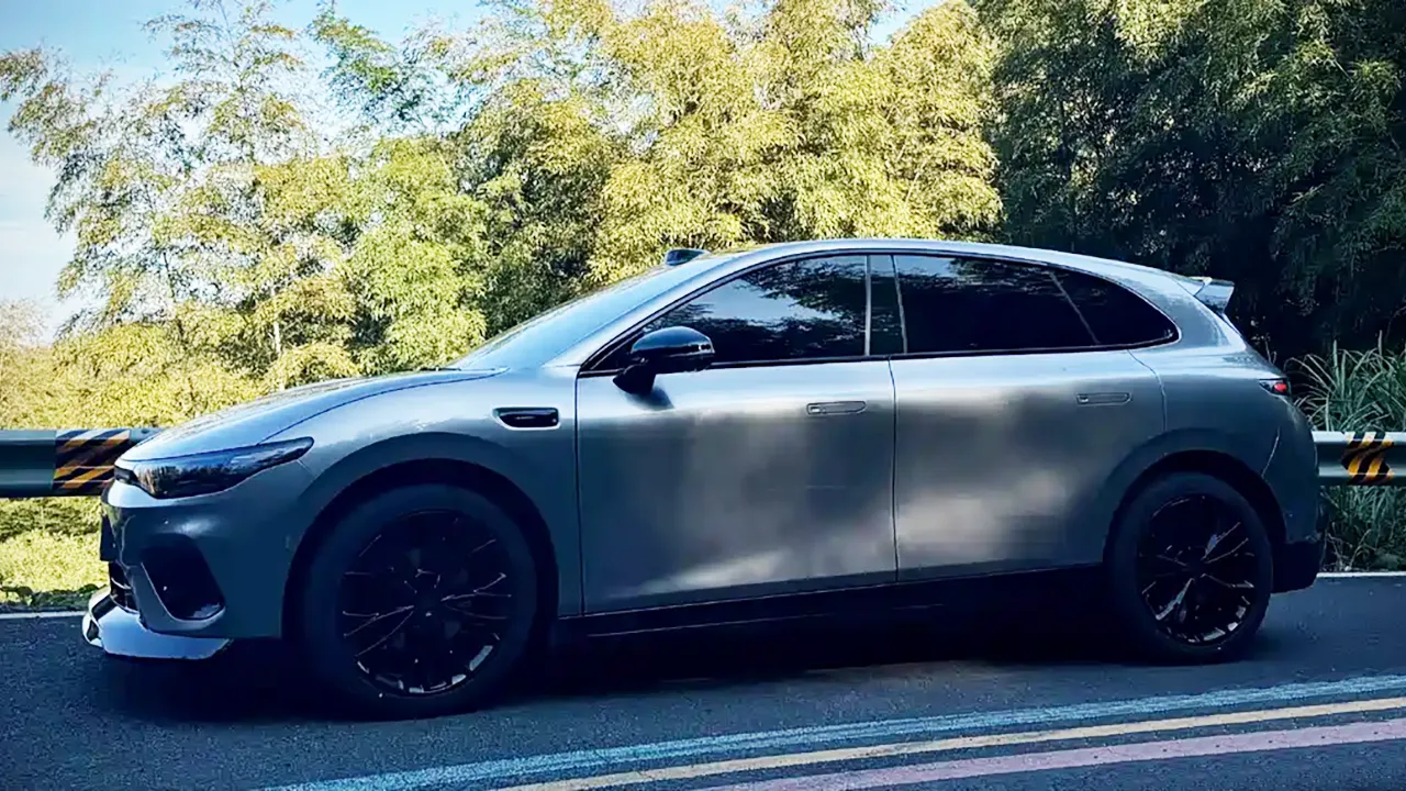 Leapmotor pensa anche alla sportivit&agrave;: teaser della Lafa 5 Ultra (B05 Ultra)