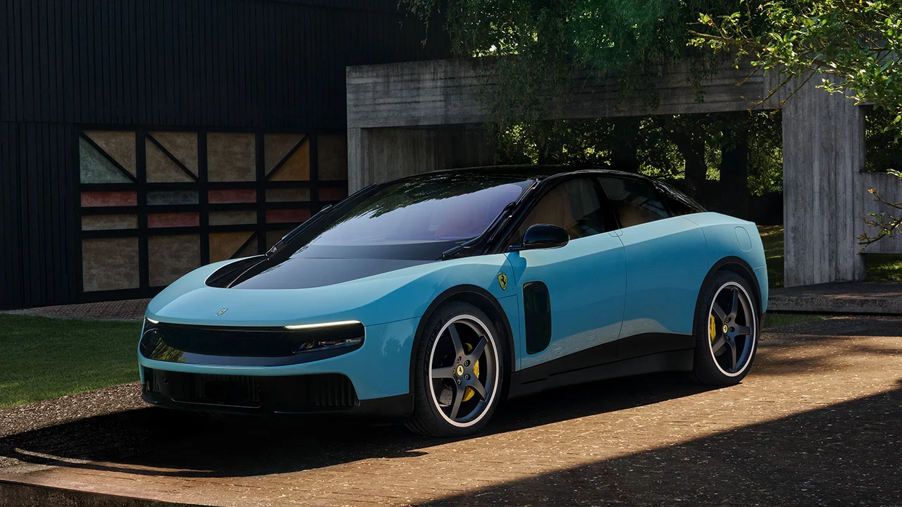 Ferrari Luce, oltre il design discutibile: c'&egrave; Samsung dietro la tecnologia OLED esclusiva del Cavallino