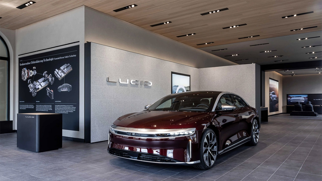 Trimestre Lucid Motors, c'è ottimismo e tanta liquidità, ma ancora un miliardo di dollari in fumo