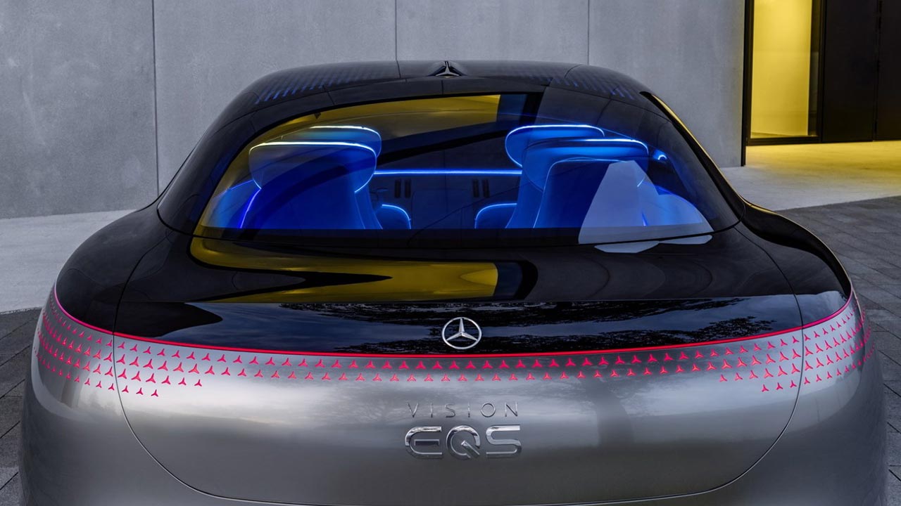 Mercedes Vision EQS: la ''futuristica'' auto di lusso da 475 CV e 700 km di autonomia