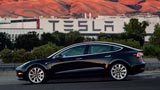 Tesla e Cina: un piccolo scontro sulle basi militari e la loro privacy