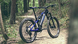 Yamaha presenta la sua prima e-bike eMTB full suspended. Ecco la Moro 07