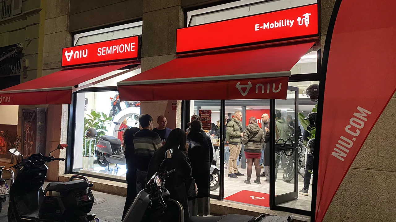 NIU inaugura un nuovo store a Milano: apre NIU Sempione