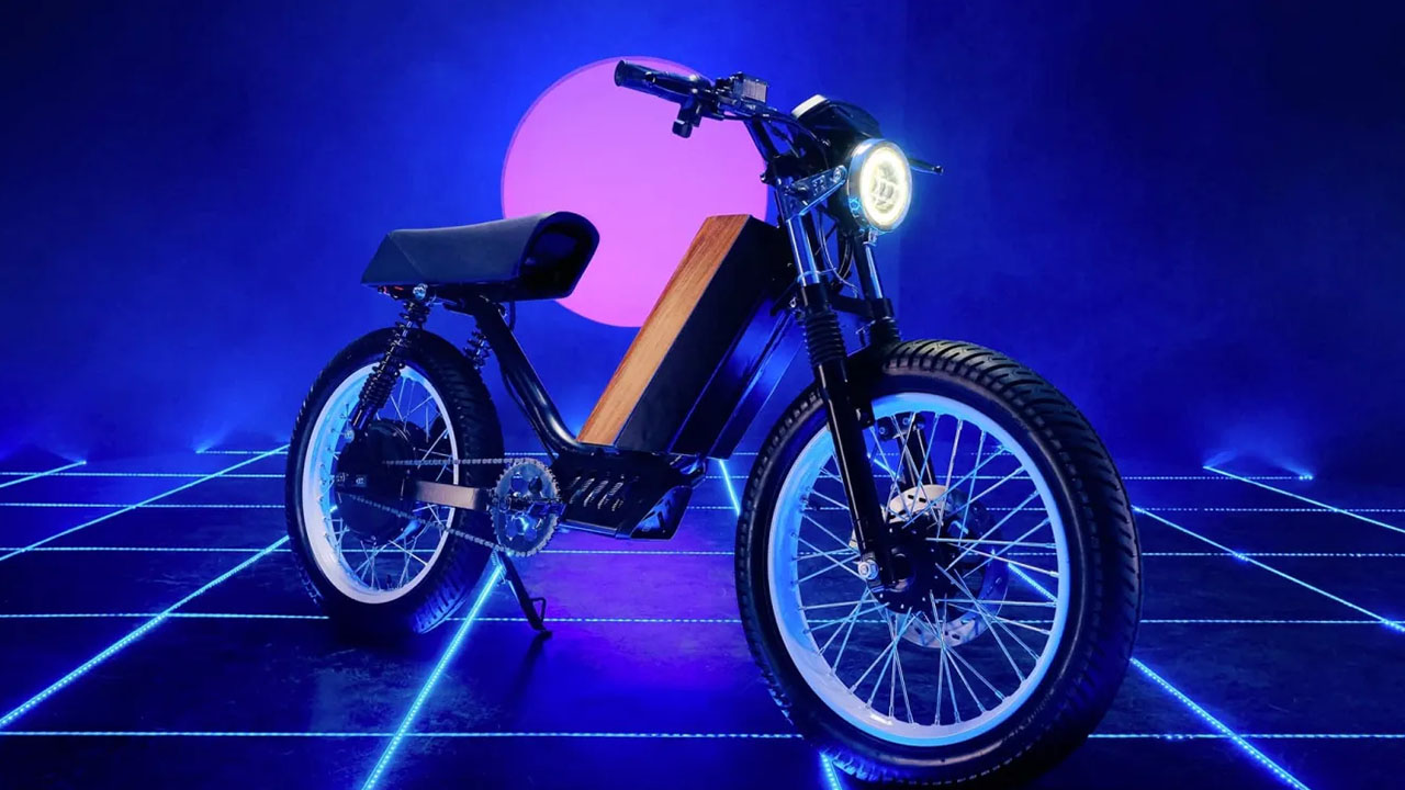 Sembra un Piaggio Ciao con batteria di legno: è Onyx CTY2