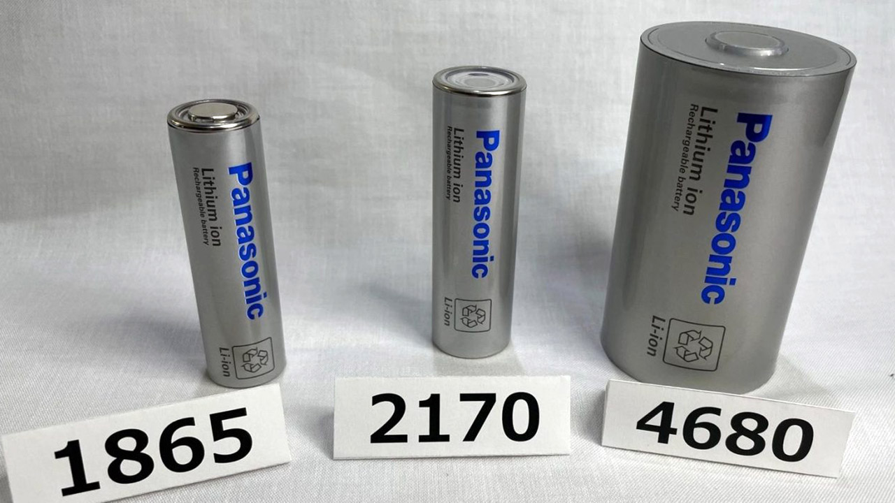 Panasonic è pronta: 700 milioni di dollari per produrre le batterie 4680 di Tesla