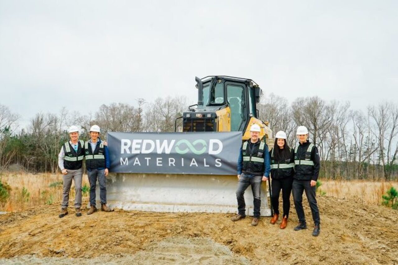 Redwood Materials apre una nuova fabbrica di riciclo batterie in USA  