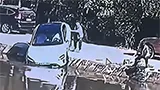 Una Xiaomi SU7 ha finito il suo parcheggio autonomo (quasi) in uno stagno