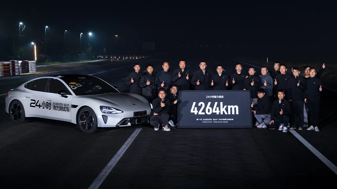 La nuova Xiaomi SU7 batte un record: 4.264 km percorsi in 24 ore (comprese le ricariche)
