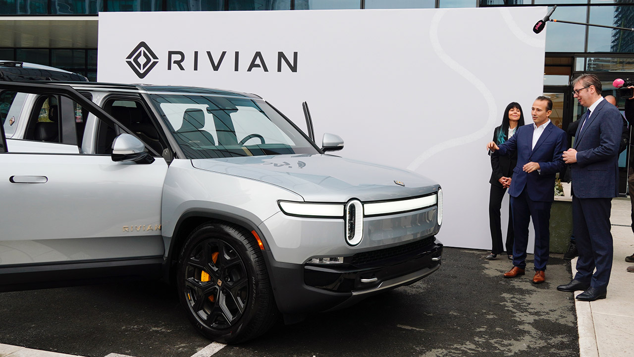 Rivian mette un piede in Europa: inaugurato il Tech Center a Belgrado