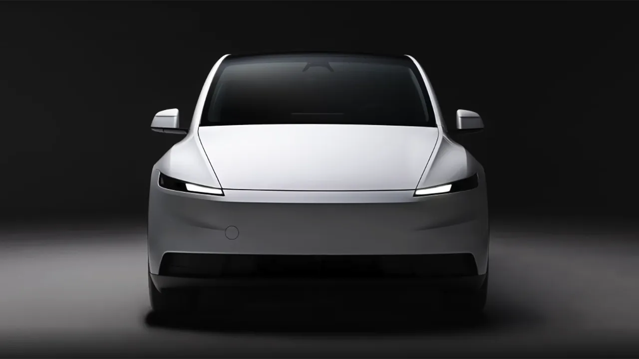 Tesla lancia la Model Y Standard Long Range: modello base ma 657 km di autonomia