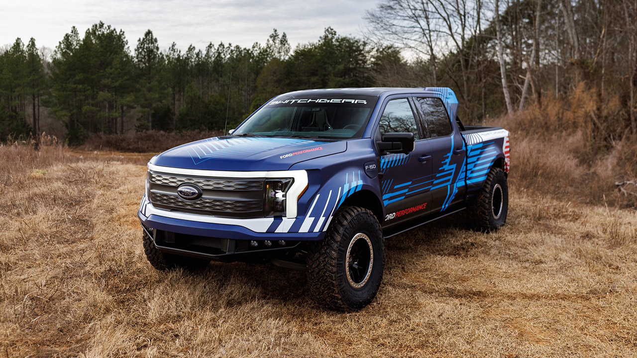 Ford presenta F-150 Lightning Switchgear, il pick-up elettrico perfetto per l'offroad