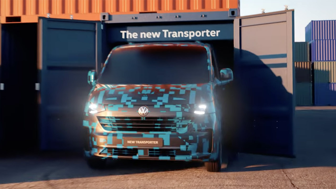 La famiglia Volkswagen Bulli si completa: ecco il nuovo Transporter, anche elettrico