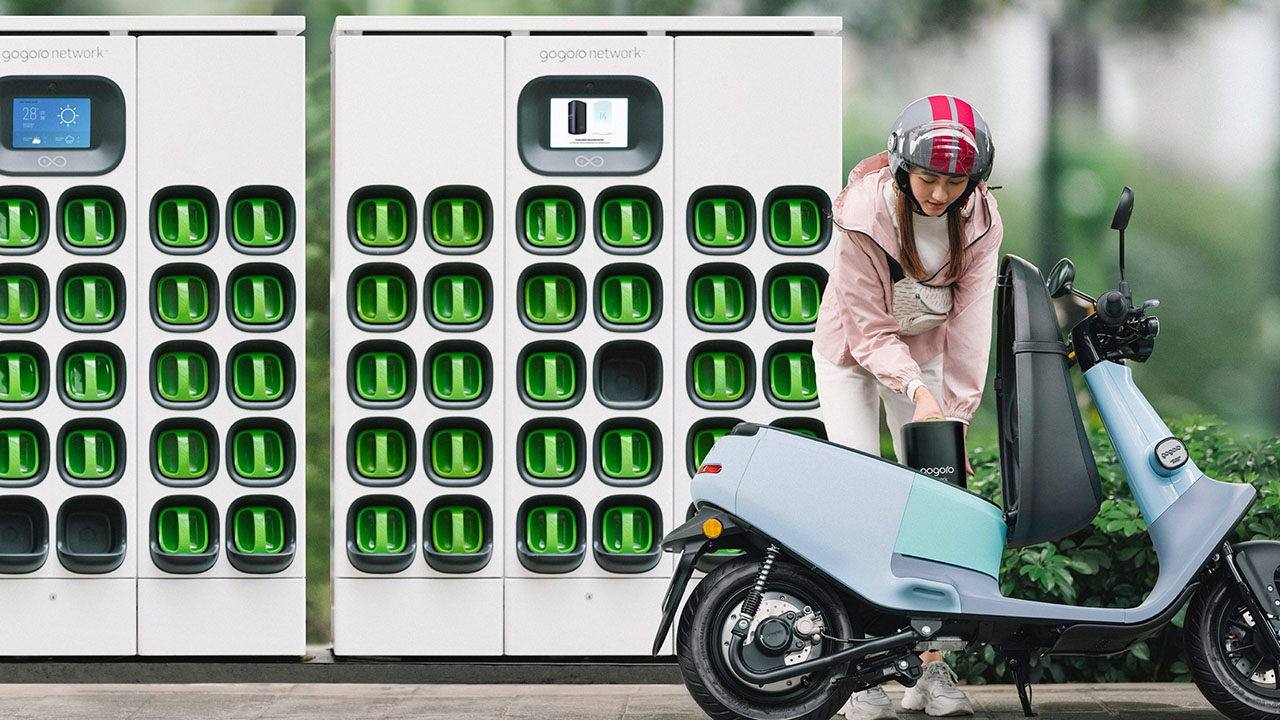 Il record di Taiwan: presto ci saranno più stazioni di scambio batteria per scooter che distributori di benzina