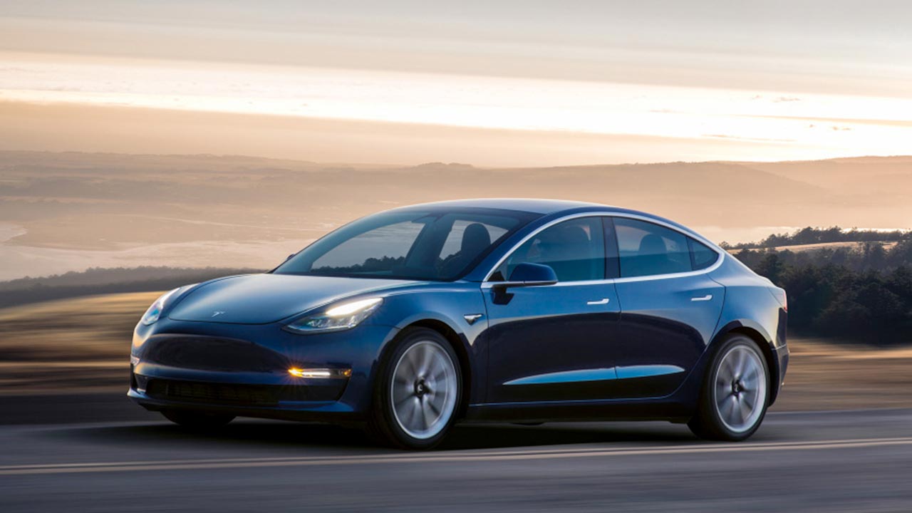 Tesla elimina test nella produzione della Model 3 secondo alcuni 'critico'