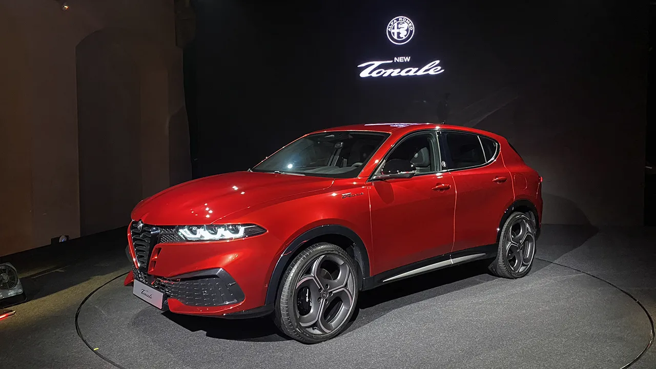 Alla guida di nuova Alfa Romeo Tonale plug-in: arriva la maturit&agrave; definitiva