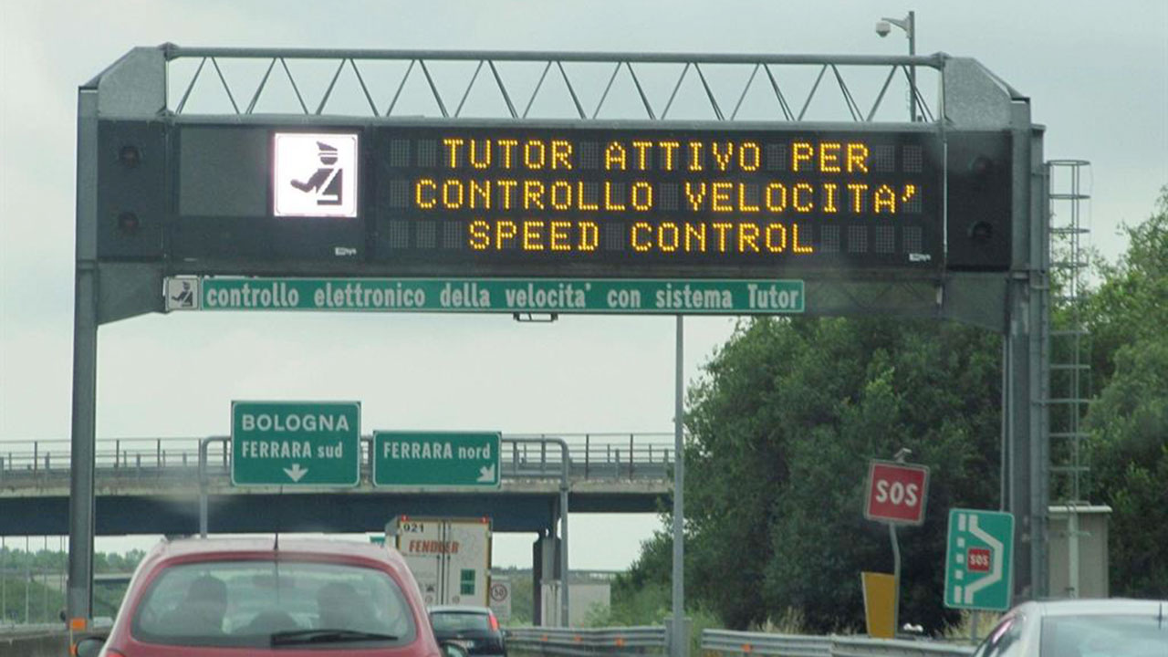 Nuovo apparato Tutor per le autostrade, più preciso ed efficiente: a luglio arriva il SICVe PM