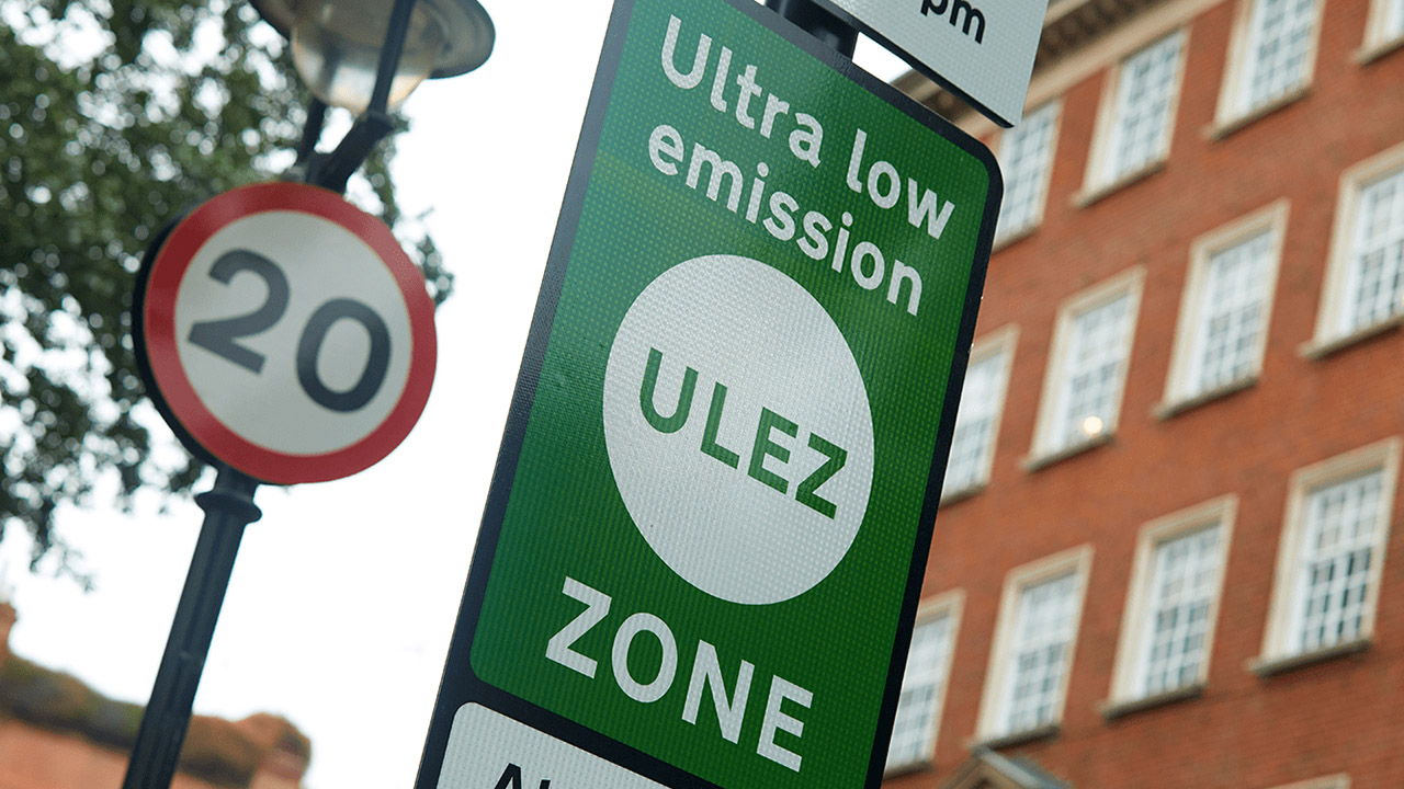 Ultra Low Emission Zone di Londra, il 96% dei veicoli è conforme, si chiudono gli incentivi