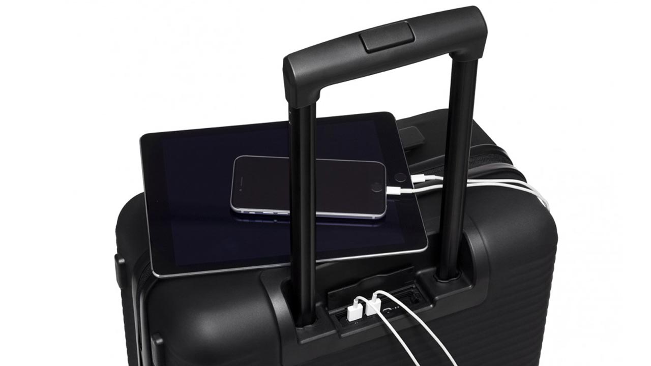 Le valigie smart vietate nei voli in USA. La colpa è delle batterie al litio
