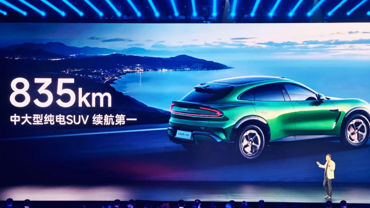Xiaomi raddoppia con YU7: fino a 835 km di autonomia, tre versioni super veloci