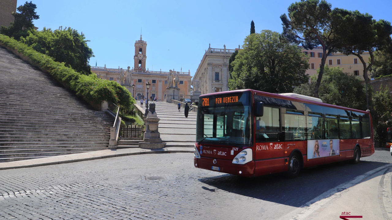 Roma, ecco il primo autobus connesso in 5G