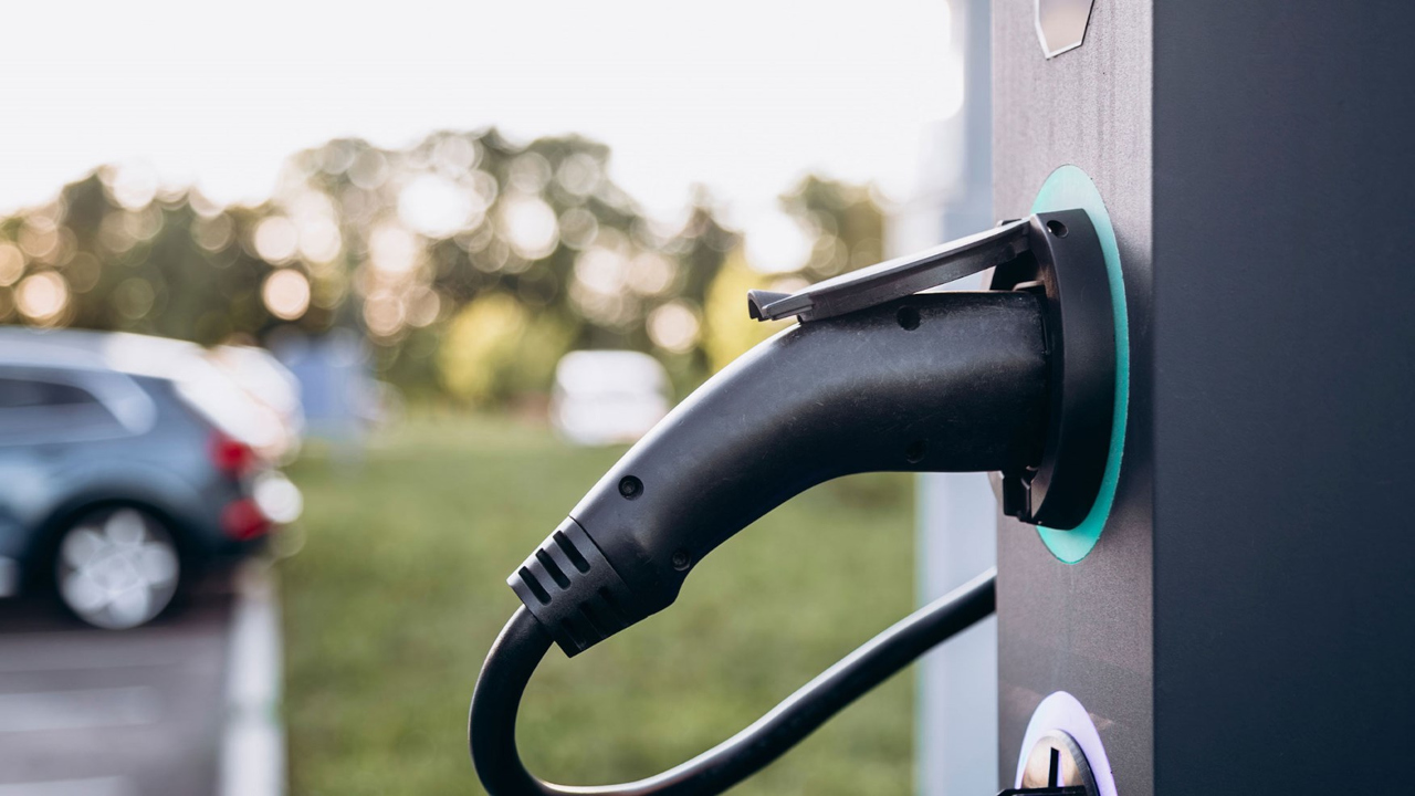 L'auto elettrica si carica in 5 minuti: la tecnologia sta arrivando in Europa