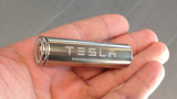 Tesla, aggiornamenti per le proprie batterie: nel mirino un costo di produzione sotto i 100 $ per kWh