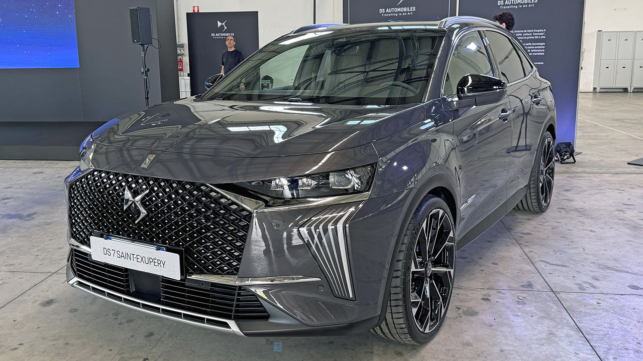 DS Automobiles presenta la collezione Saint-Exupéry per DS3, DS4 e DS7