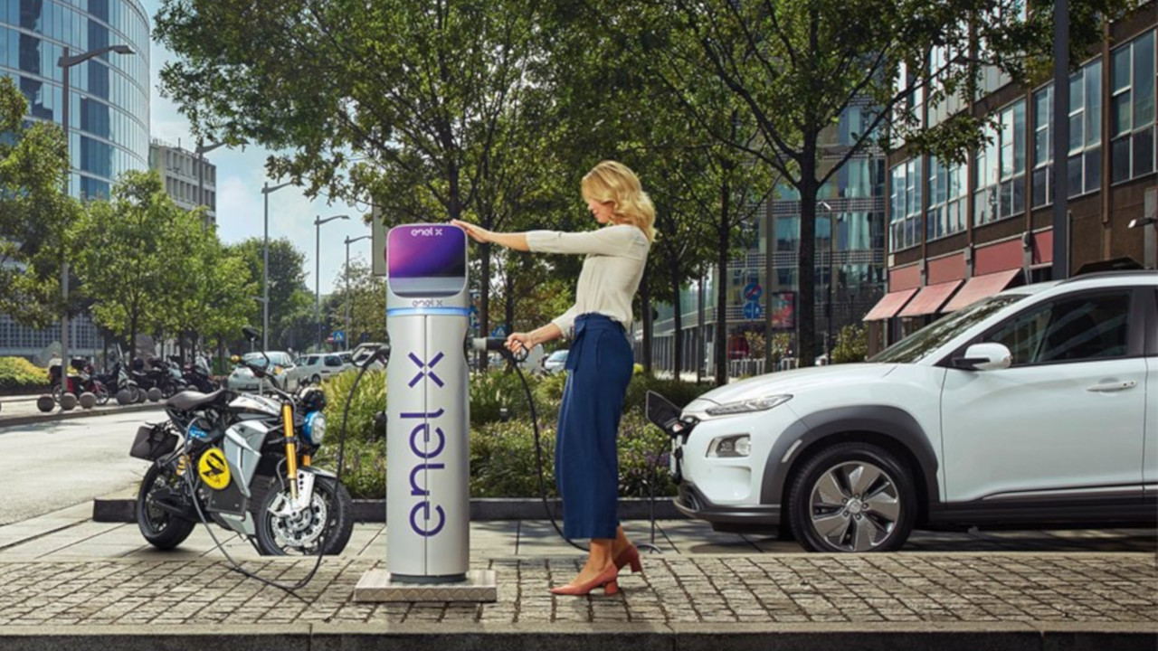 Caro energia? Enel X Way corre in aiuto degli automobilisti ecologici