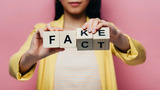 73 milioni di promesse non mantenute: Google non rispetta la propria politica contro le fake news sul clima
