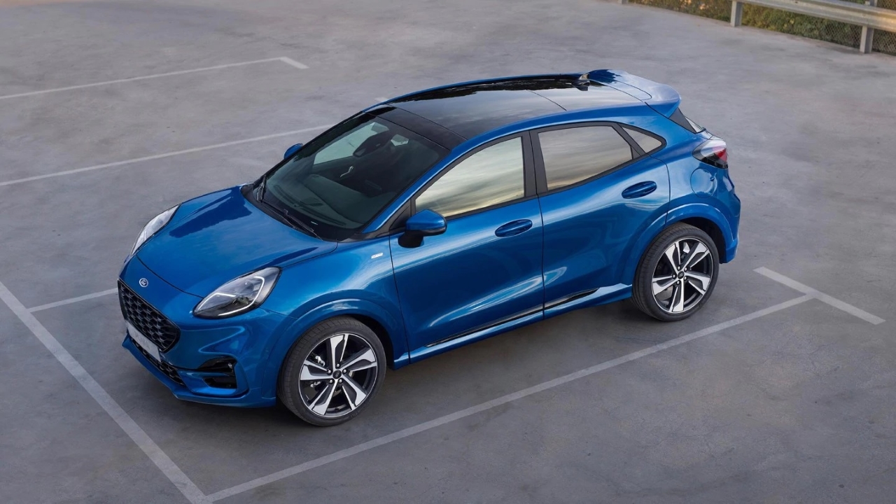 Ford Puma: iniziata la produzione di uno degli 8 veicoli elettrificati dell'Ovale Blu