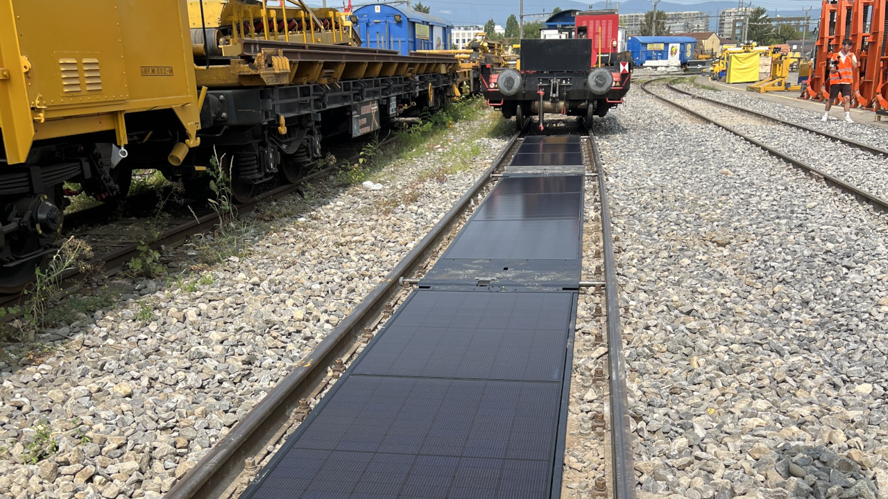 In Svizzera il fotovoltaico arriva tra i binari delle ferrovie: tutto pronto per il progetto pilota